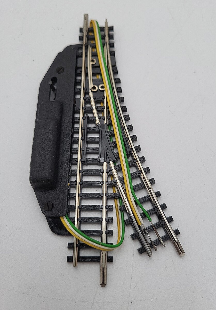 Aurora 4961 N Scale 7 1/2 Left Hand Remote Switch LN/Box