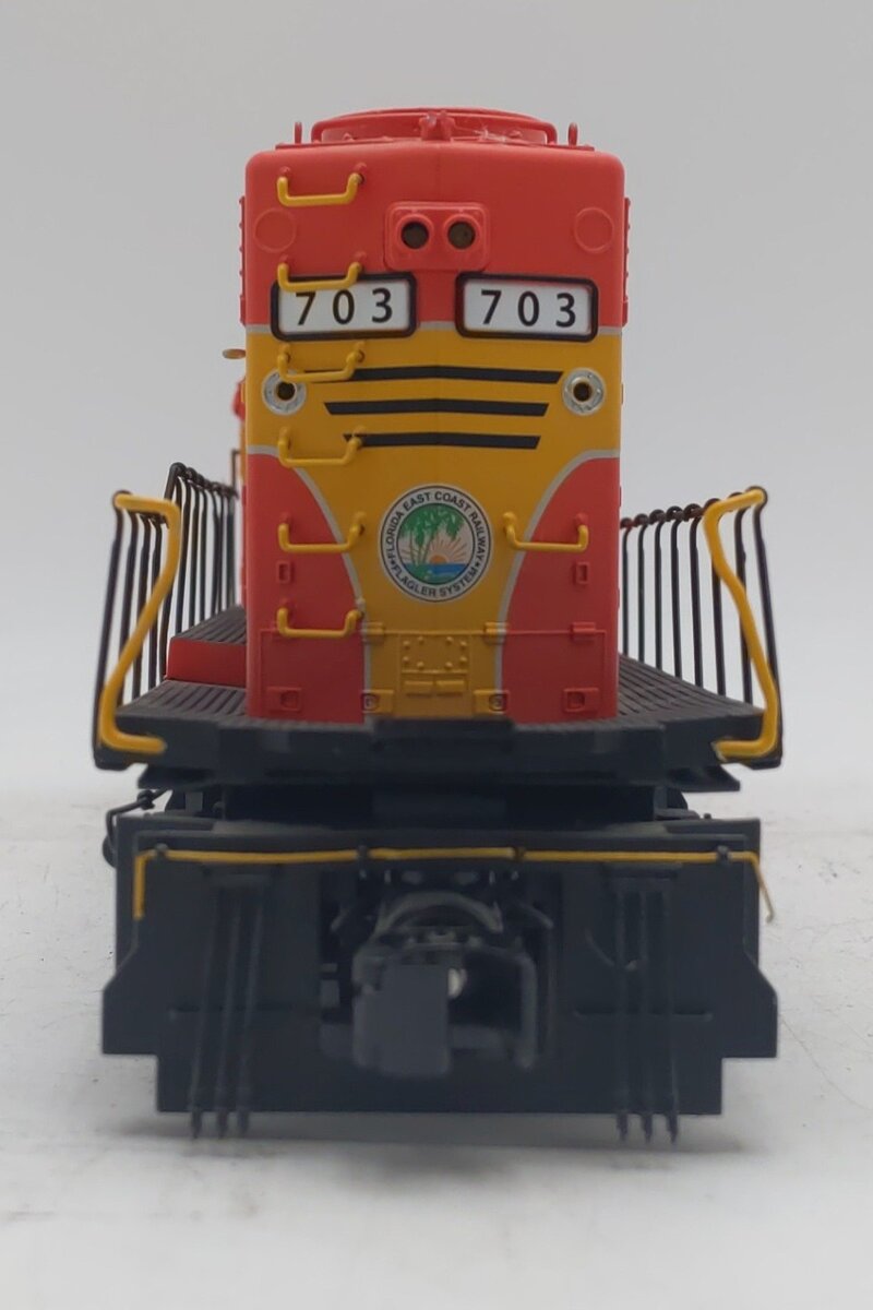 Lionel 1933091 O Gauge Florida East Coast Legacy SD40-2 Diesel Locomotive #703 EX