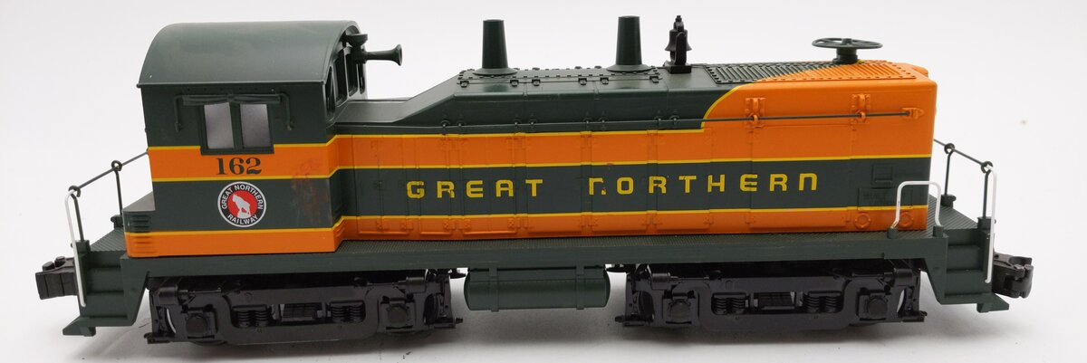 Lionel 2334030 O Great Northern LionChief Plus 2.0 NW-2 Diesel Locomotive #162 EX