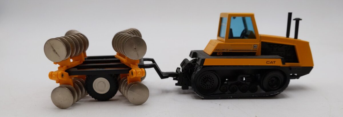 Joal 253 1:50 Scale CAT Challenger 65 Tractor w/Disc Harrow EX/Box