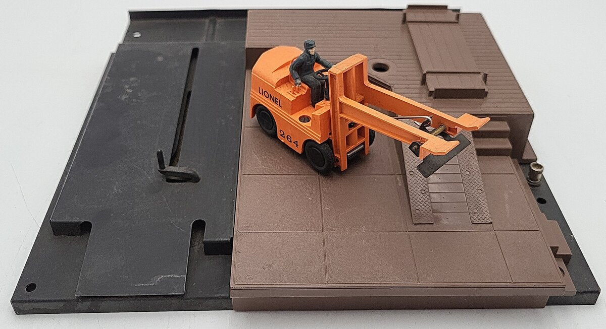 Lionel 6-14000 O Gauge 264 Operating Forklift Platform VG