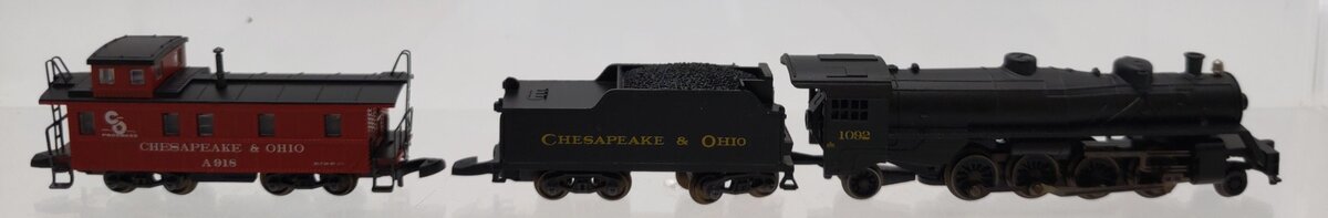 Marklin 88812 Z C&O American Mikado Steam Locomotive with a Tender & Caboose LN/Box