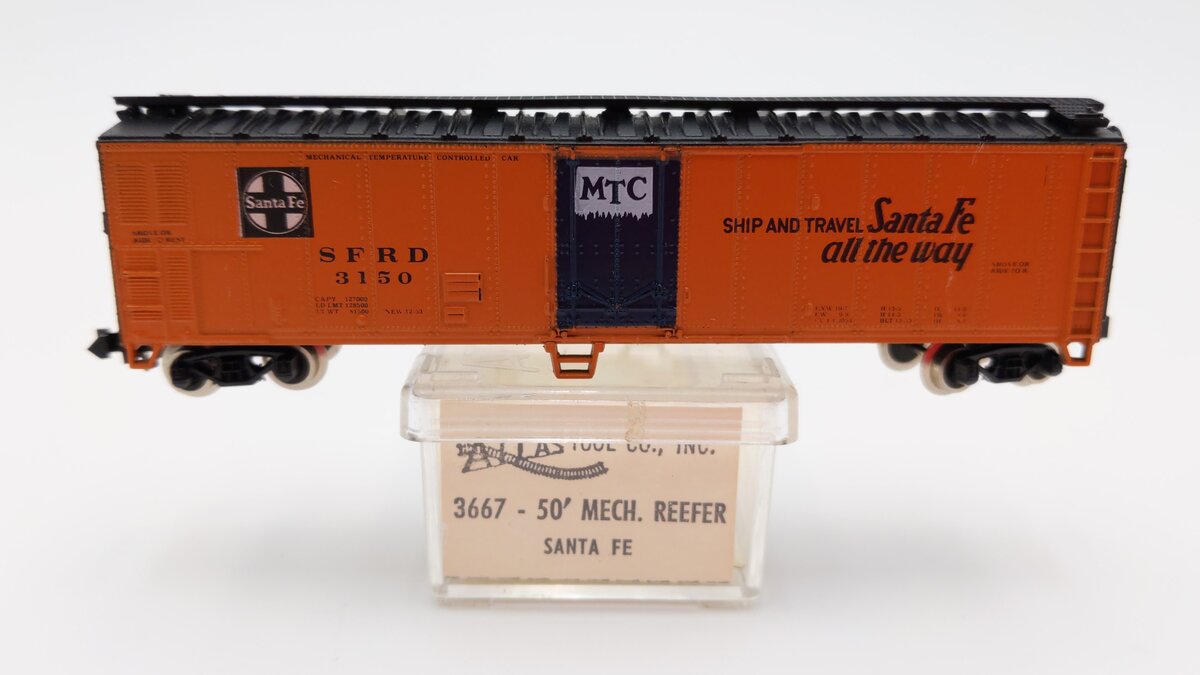 Atlas 3667 N Scale Santa Fe 50' Mechanical Reefer #3150 EX/Box