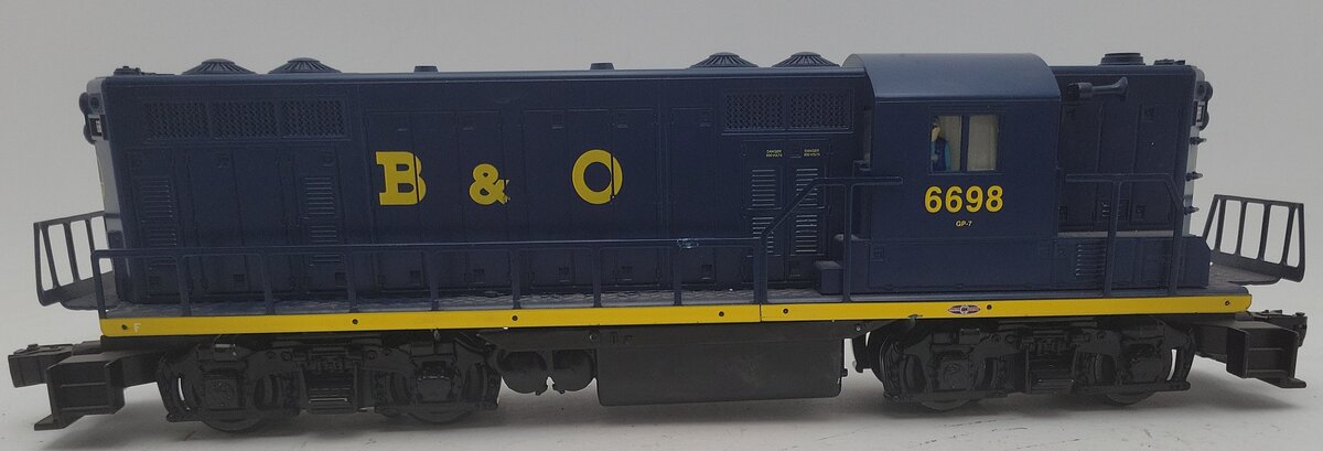 Lionel 2134030 O Gauge B&O LionChief Plus 2.0 GP7 Diesel Locomotive #6698 EX