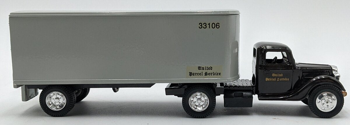 Ertl 9030 1:64 Diecast UPS Semi Tractor Coin Bank VG/Box