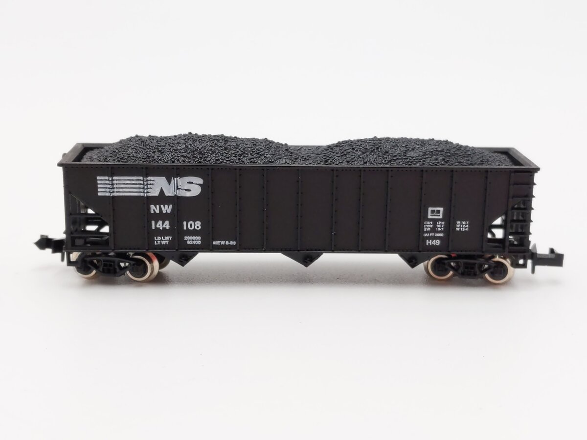 Atlas 3283 N Scale Norfolk Southern 90T Hopper #144108 LN/Box