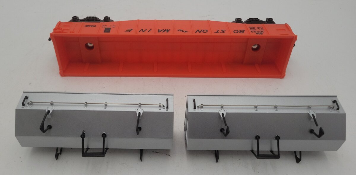 Lionel 6-16353 O Gauge Boston & Maine Gondola w/Coil Covers EX/Box