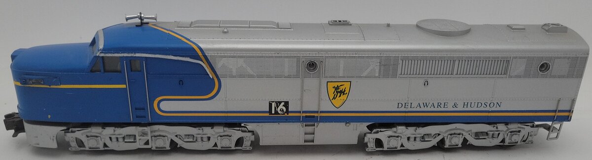 Lionel 6-38558 D&H Legacy RF-16 Sharknose Diesel Locomotive #16 VG