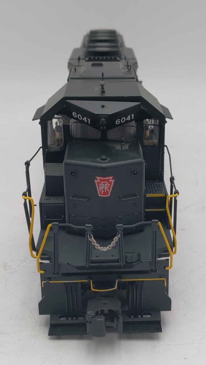Lionel 6-84262 O Gauge Pennsylvania Legacy SD40 Diesel Locomotive #6041