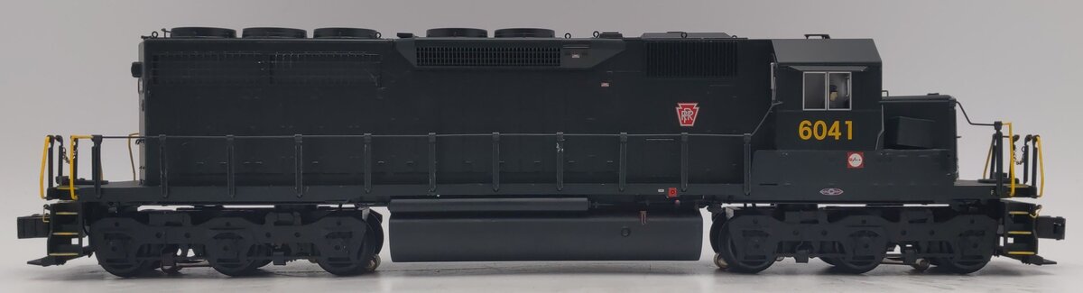 Lionel 6-84262 O Gauge Pennsylvania Legacy SD40 Diesel Locomotive #6041