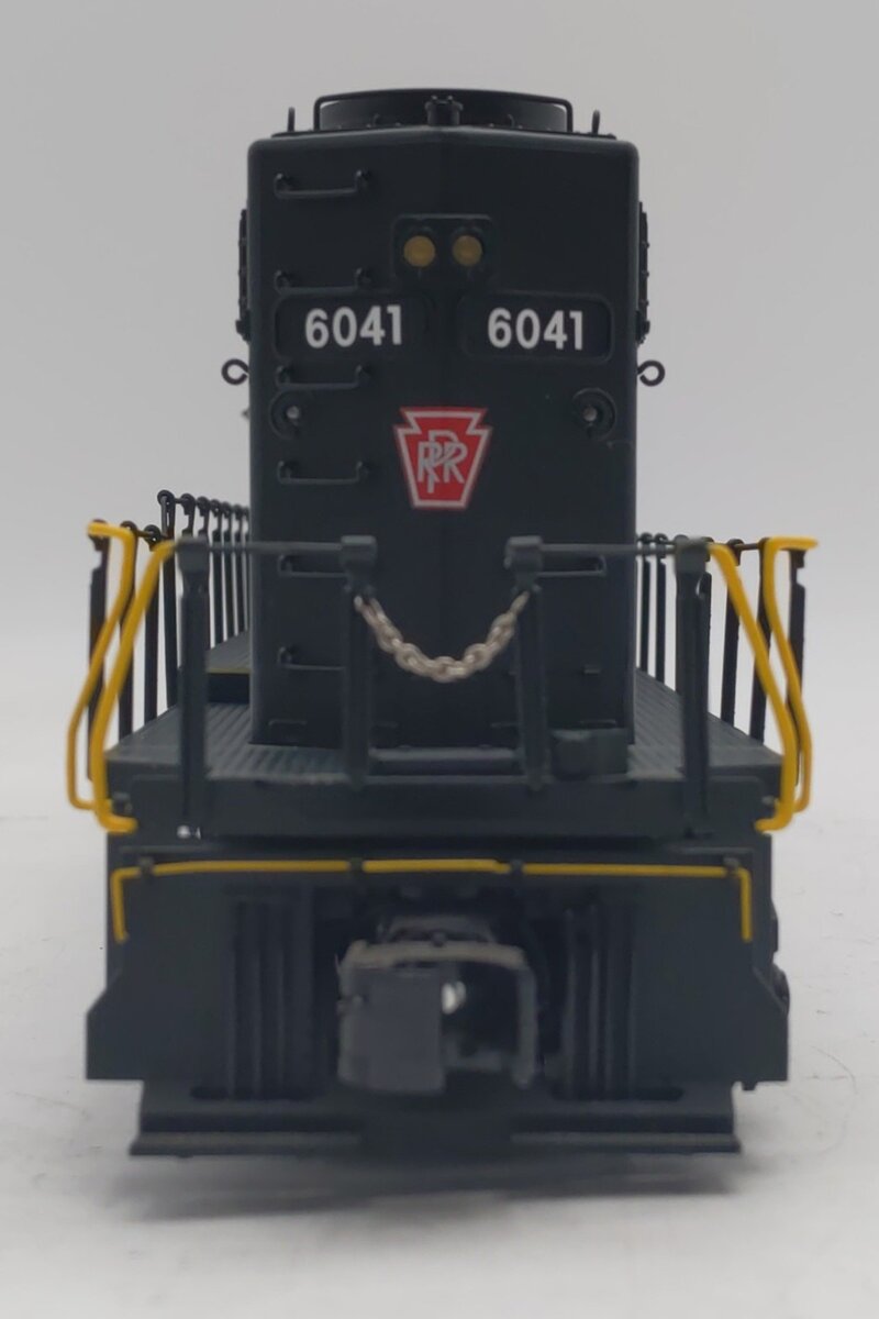 Lionel 6-84262 O Gauge Pennsylvania Legacy SD40 Diesel Locomotive #6041
