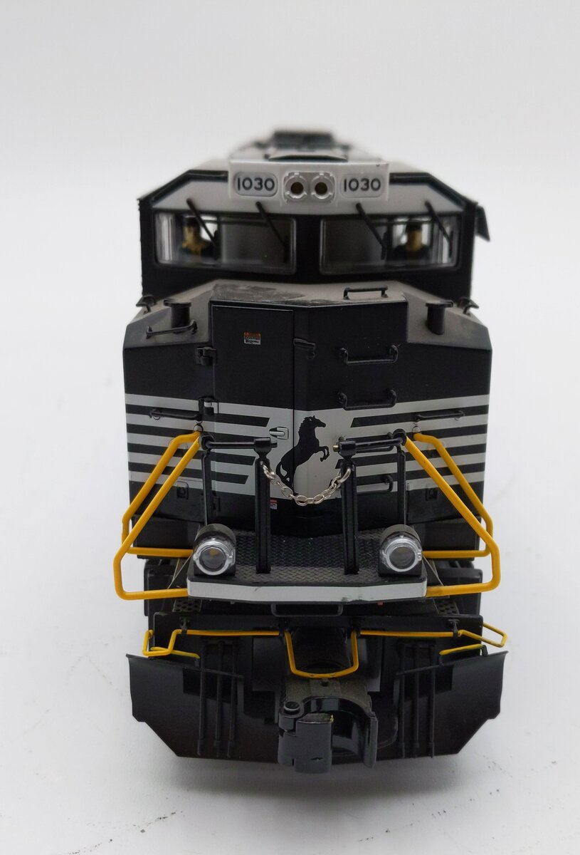 Lionel 6-85055 Norfolk Southern Legacy SD70ACE Diesel Locomotive #1030 EX