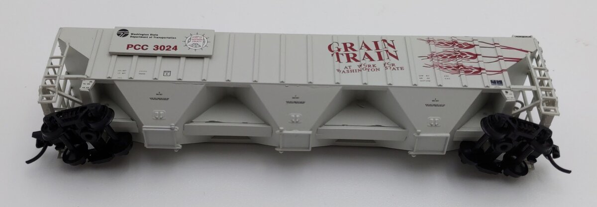 InterMountain 65392-06 N Scale PCC Grain Train 4750 Cu. Ft 3-Bay Hopper #3024 LN/Box