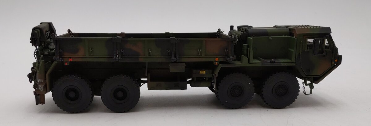 Oshkosh 1:50 Scale Diecast HEMTT M985 A2 Cargo Truck - Green Camo EX