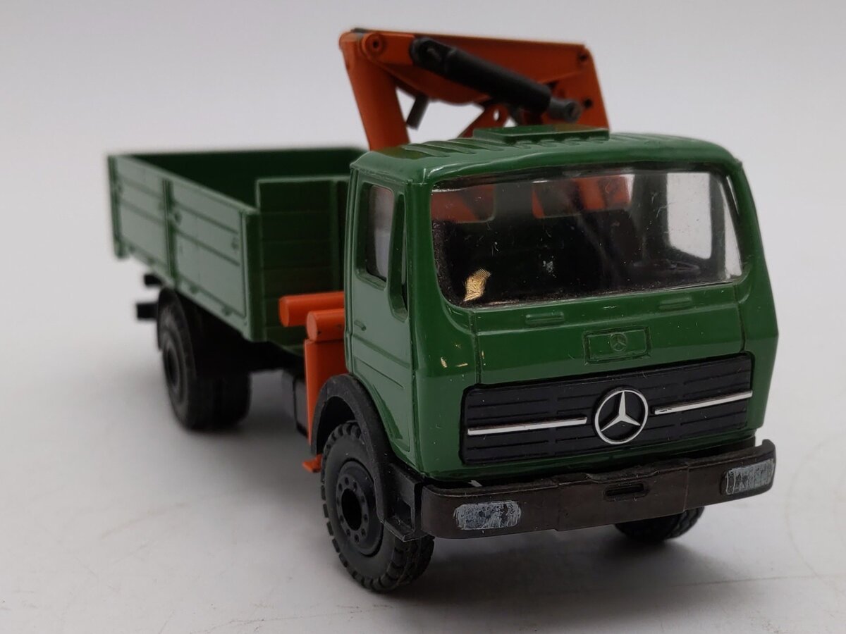 Conrad 3034 1:50 Mercedes-Benz Glass Truck VG/Box