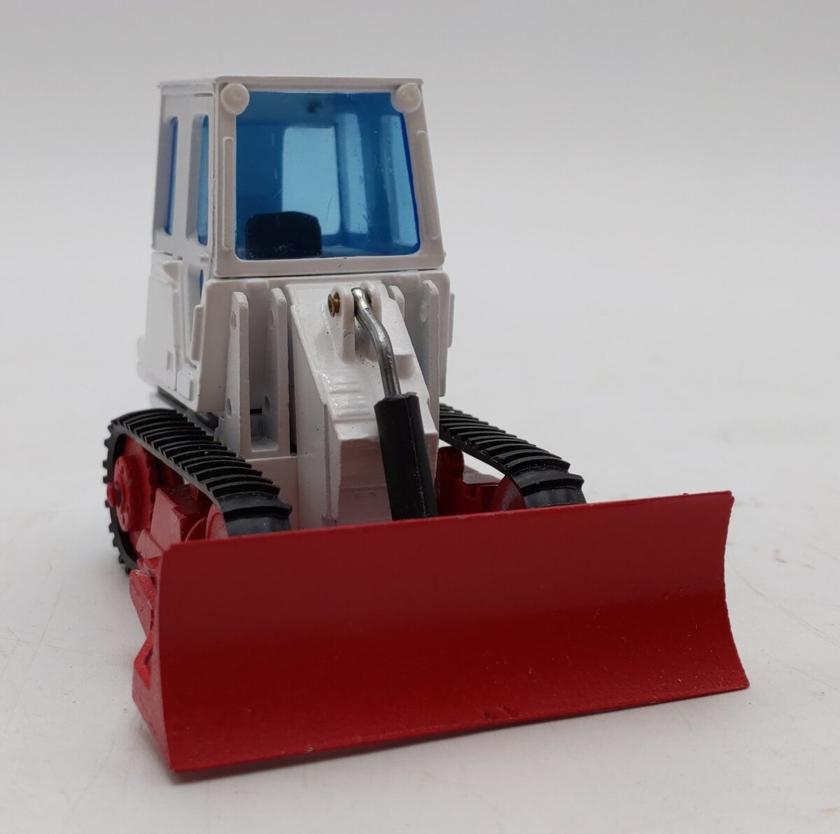 NZG Modelle 1:50 Scale Caterpillar CAT 953 Loader Custom (Red & White)
