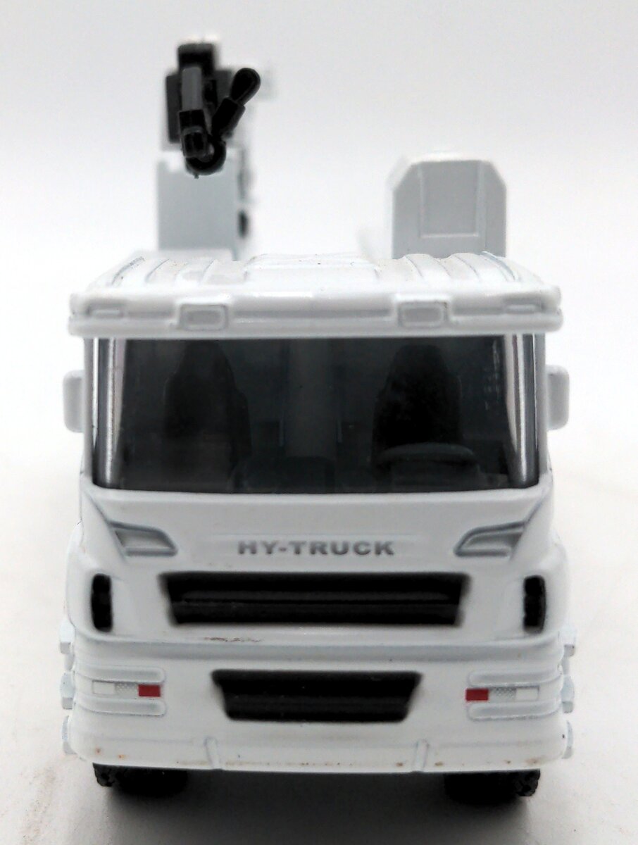 Huayi 6012-07 1:50 Scale Diecast Hy Truck Caterpillar Service Truck NIB