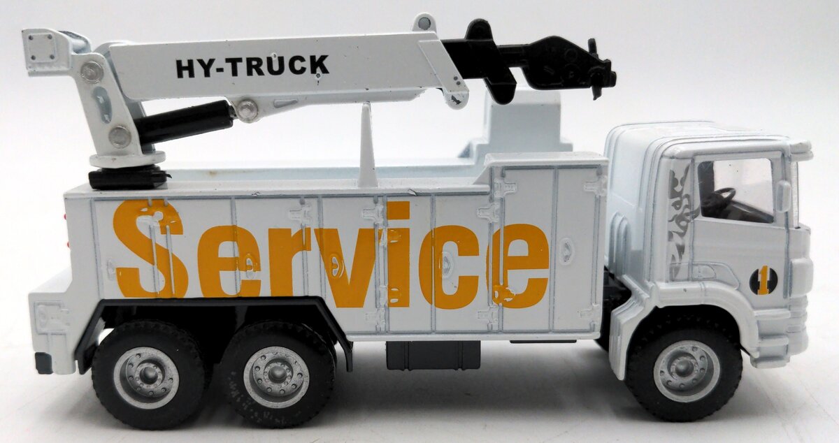 Huayi 6012-07 1:50 Scale Diecast Hy Truck Caterpillar Service Truck NIB