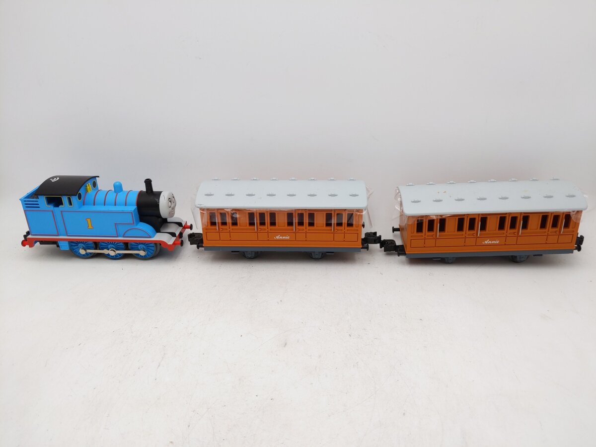 Lionel 6-83510 O Thomas &Friends Lionchief Steam Passenger Train Set W/Bluetooth EX