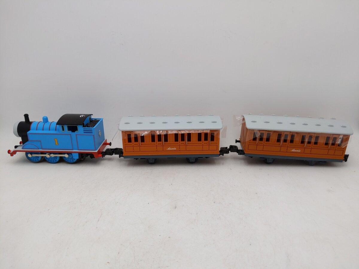 Lionel 6-83510 O Thomas &Friends Lionchief Steam Passenger Train Set W/Bluetooth EX