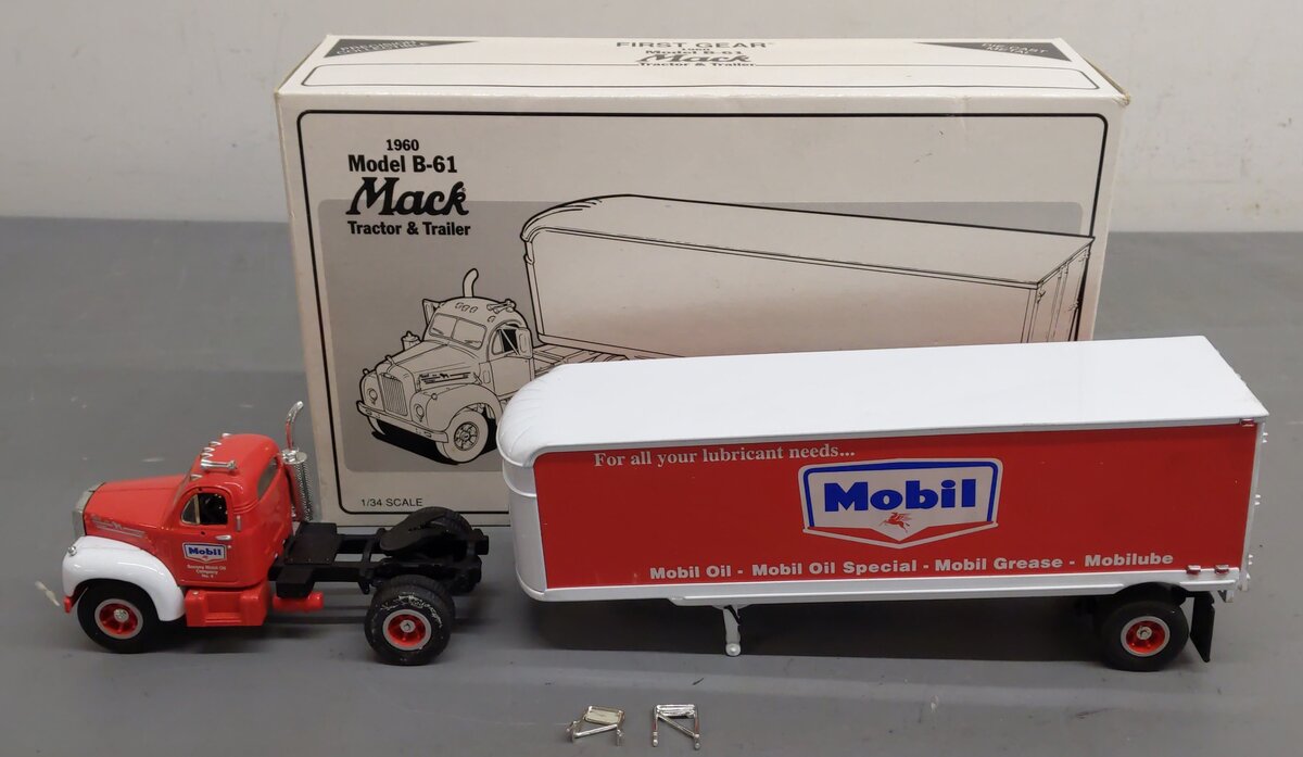 First Gear 19-1556 1:34 Diecast Model B-6 1960 Mobil Oil Mack Tractor & Trailer EX/Box