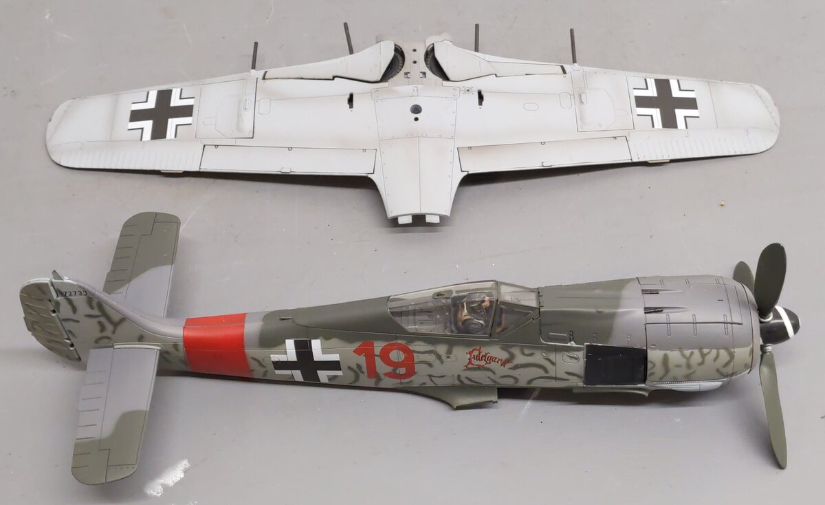 21st Century 13314 1:32 The Ultimate Soldier Focke-Wulf 190A-7/A-8/A-9 Plane EX/Box