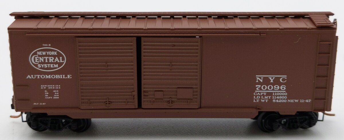 Micro-Trains 02300160 N New York Central 40' Standard Double Door Boxcar #70096