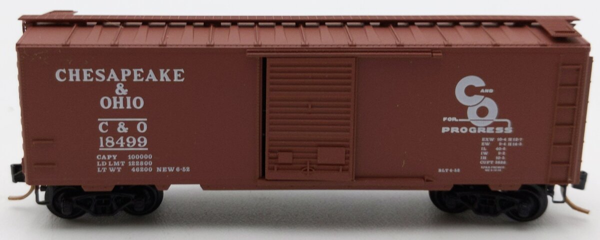 Micro-Trains 02000440 N C&O 40' Standard Single Door Boxcar #18499 LN/Box