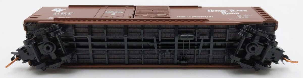Micro-Trains 03300110 N Nickel Plate Road 50' Plug & Sliding Door Boxcar #81005 LN/Box