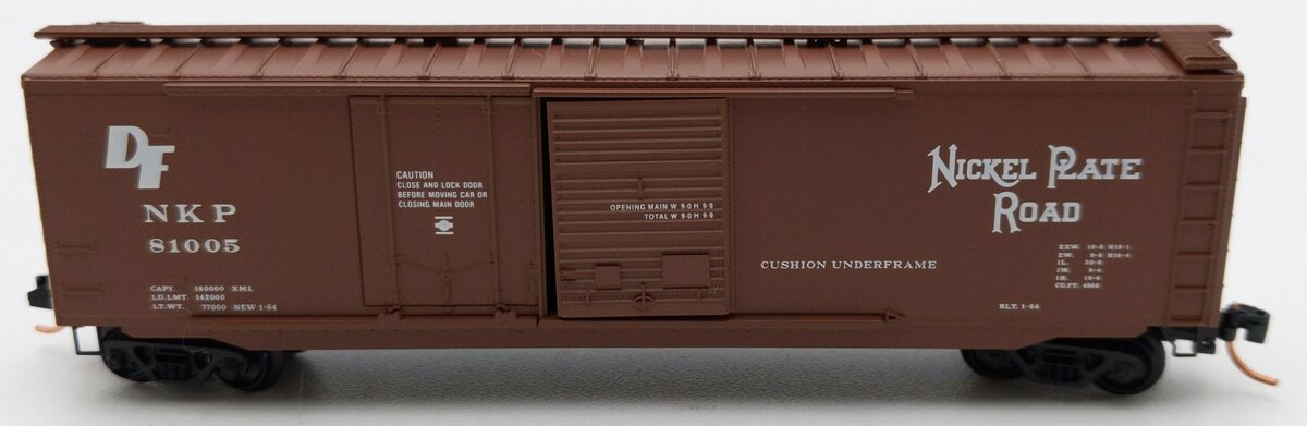 Micro-Trains 03300110 N Nickel Plate Road 50' Plug & Sliding Door Boxcar #81005 LN/Box