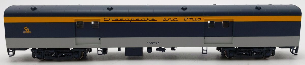 Walthers 932-6809 HO Scale Chesapeake & Ohio Pullman-Standard 72' Baggage Car LN/Box