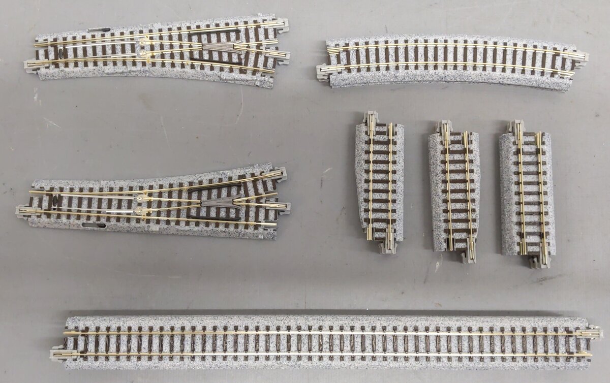 Kato 20-863 N Scale Variation 4 Switching Siding Unitrack Set NIB