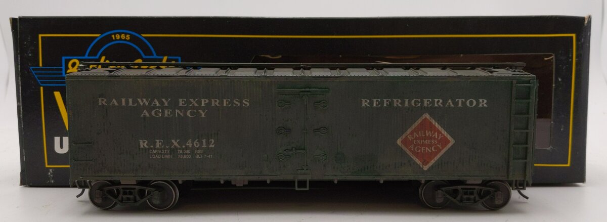 Weaver U3002 O Scale 2-Rail REA Express Wood Side Refrigerator Car #4612 VG/Box