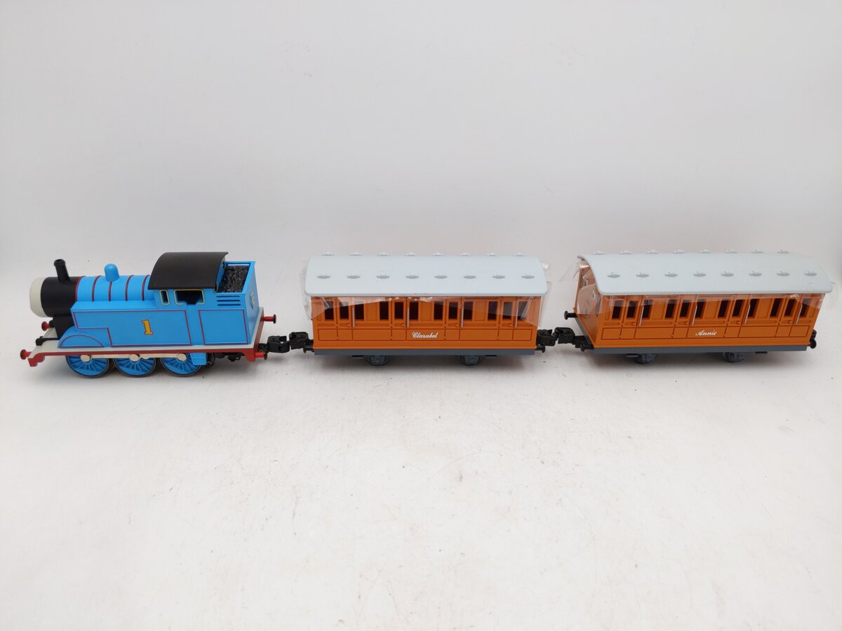 Lionel 6-83510 O Thomas &Friends Lionchief Steam Passenger Train Set W/Bluetooth EX