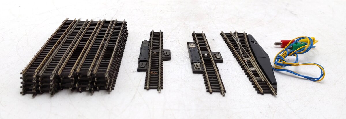 Marklin Z Miniclub Assorted Track: 8500, 8599, 8563 [28] EX
