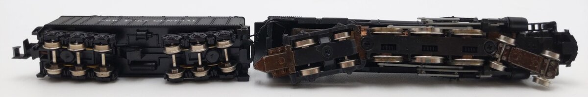 Con-Cor 3006 N Scale NYC J3a Steam Locomotive and Tender #5404 LN/Box