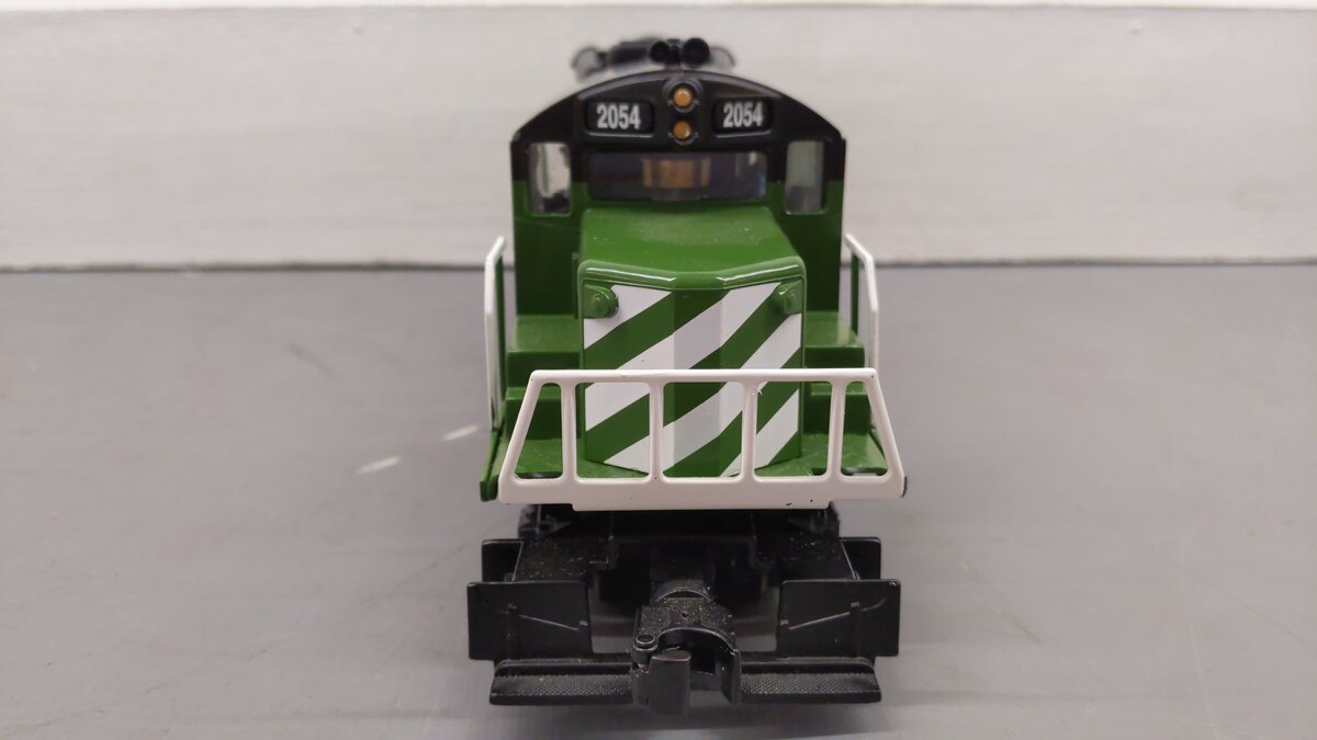 Lionel 2234170 O Burlington Northern LionChief Plus 2.0 Diesel Locomotive #2054 EX/Box