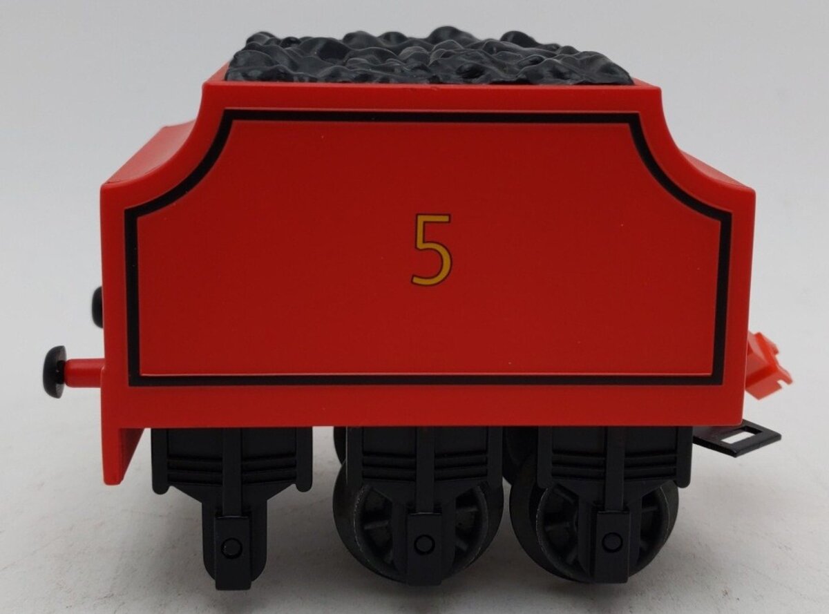 Lionel 6-18774 Thomas & Friends James Locomotive w/Remote System #5 EX