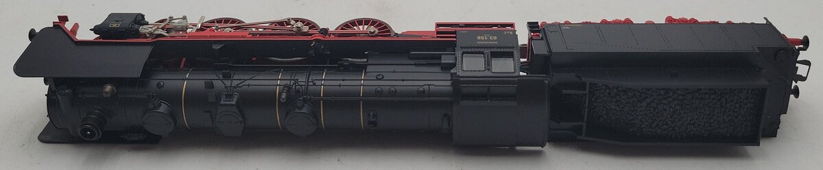 Marklin 37951 HO Scale BR 03 Express Steam Locomotive & Tender NIB