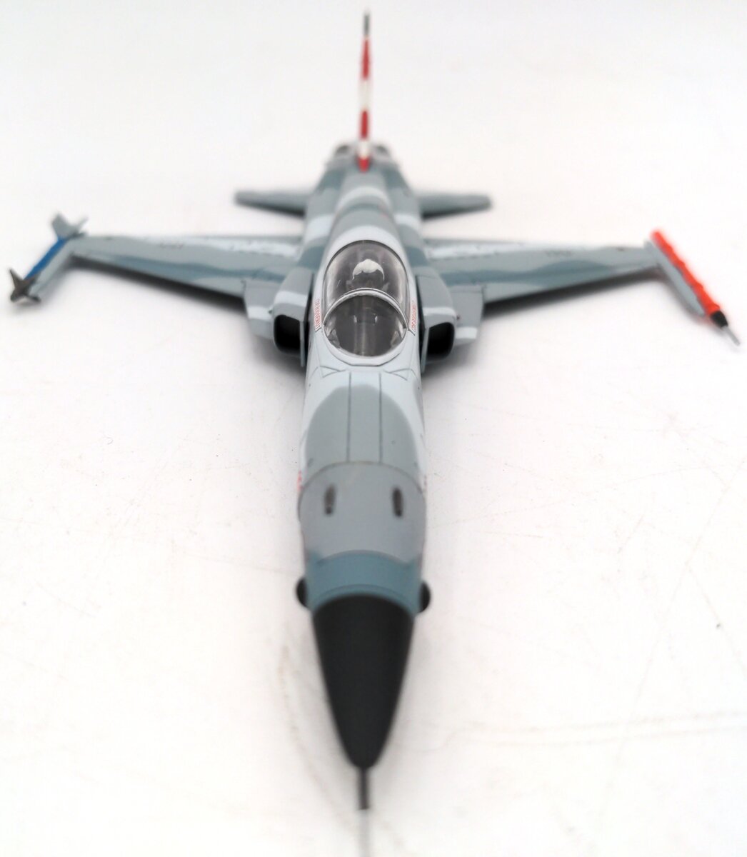 Hobby Master HA3301 1:72 Northrop F-5N VFC-111 "Sundowners" Aircraft VG/Box