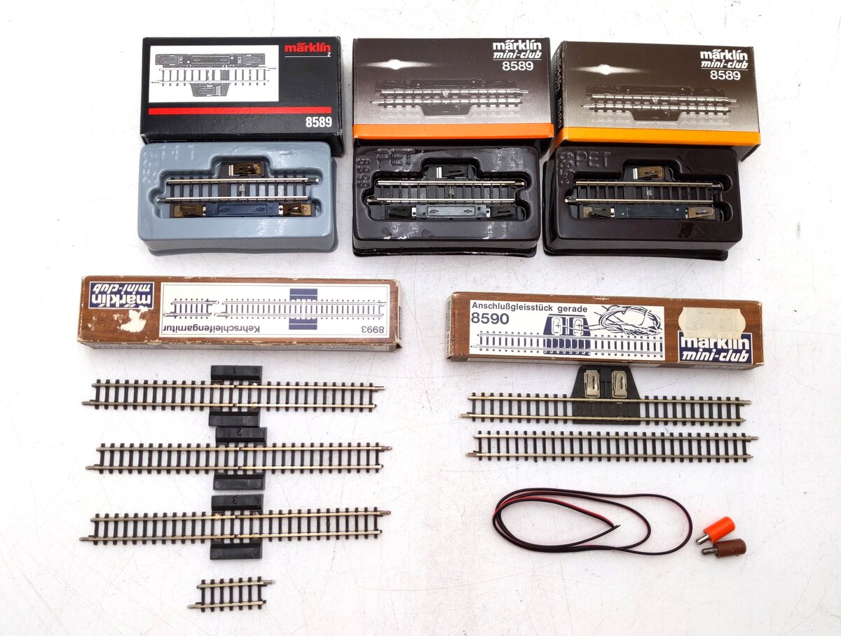 Marklin Z Miniclub Assorted Straight Track: 8589, 8993, 8590 [5] EX
