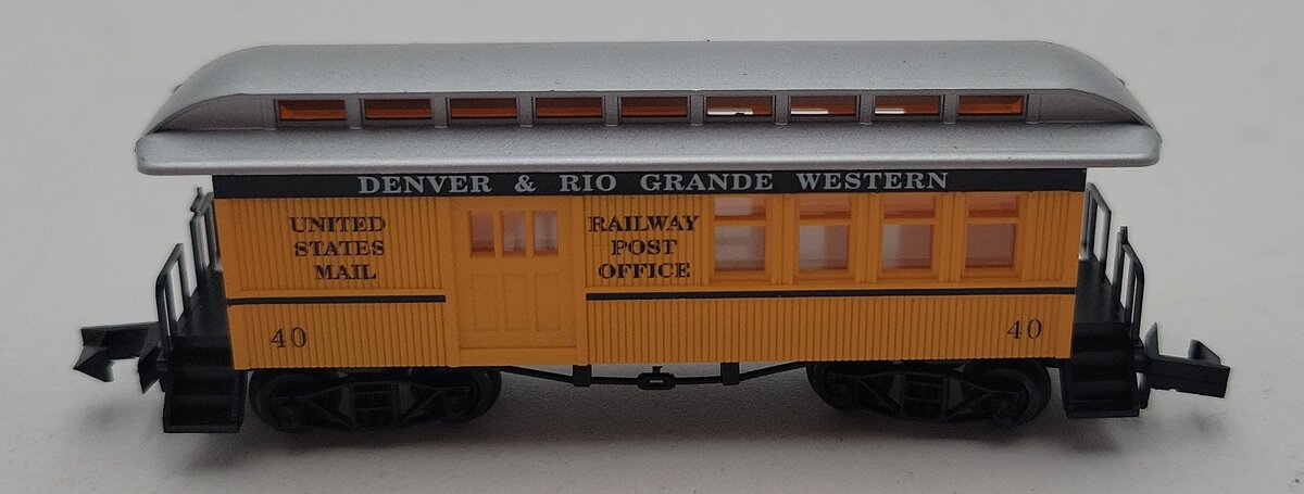 Roundhouse 85204 N Scale D&RGW 34' Combine Car NIB
