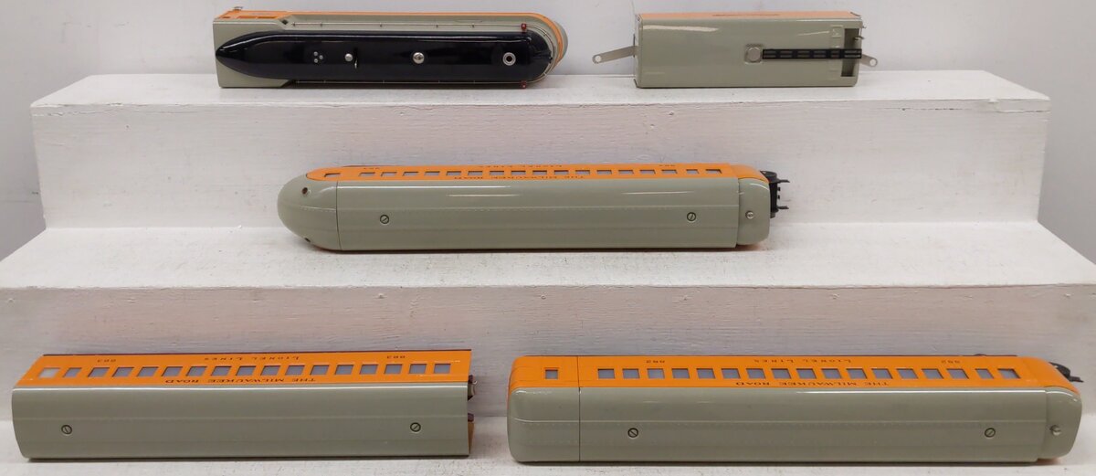 MTH 10-3010-0 Milwaukee Road Tinplate Hiawatha O Gauge Steam Passenger Train Set EX
