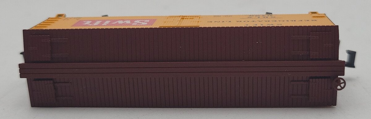 Roundhouse 86801 N Swift 36' Steel Underframe Meat Reefer #6723 NIB