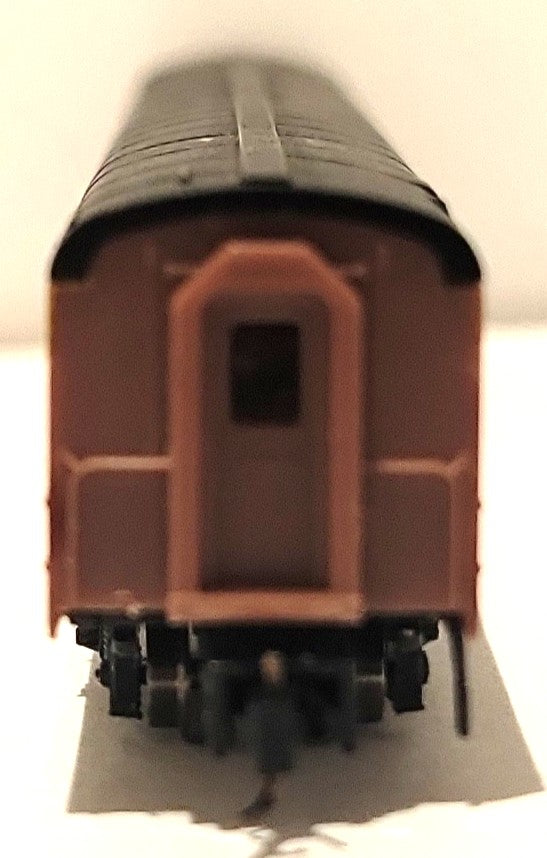 Micro-Trains 55200000 Z Scale Virginia Railway Exp. Custom Passenger Coach Car/Box