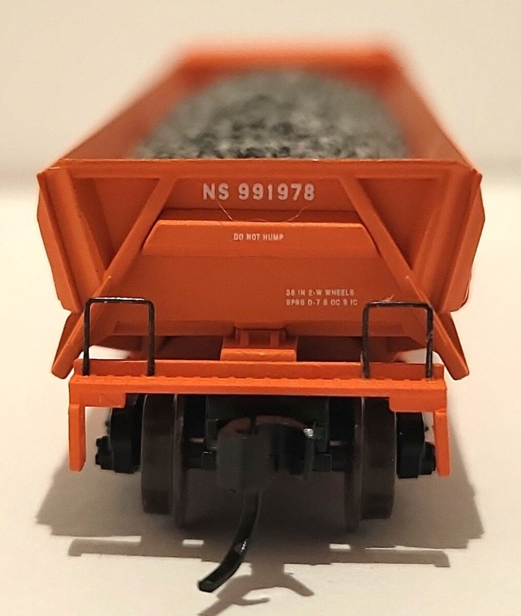 Walthers 932-8608 N Norfolk Southern Difco Dump Car #991978 LN/Box