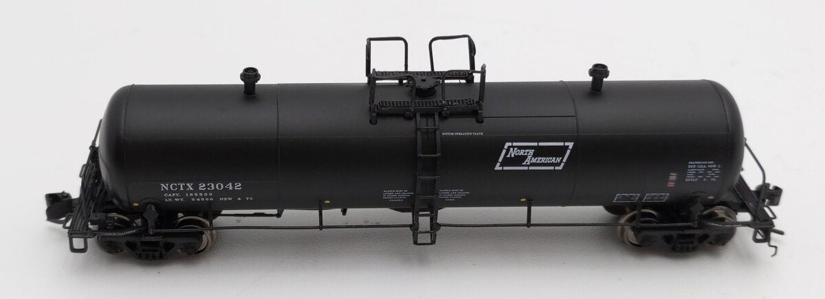 Rapido Trains 535007-4 N Scale North American GP20 Tank Car #23042 LN/Box