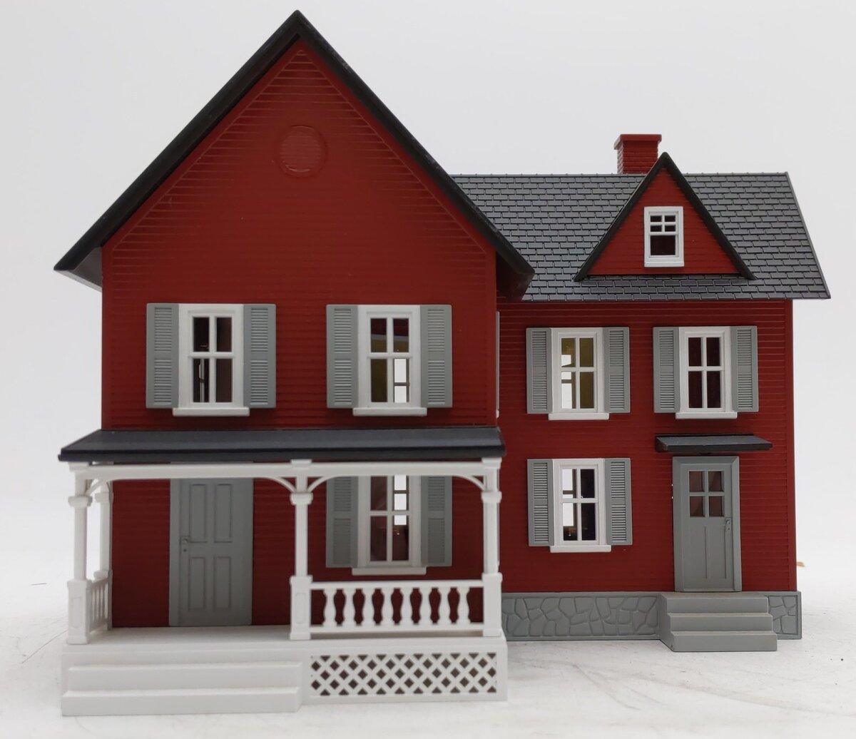 MTH 30-9016 O Red W/Gray Built Up Farm House EX