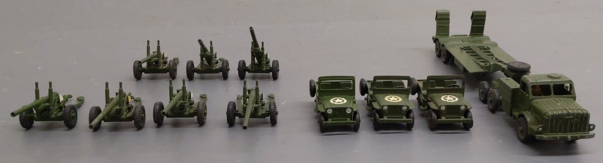 Dinky 1:48 Diecast Tank Transporter w/ Assorted Vehicles & Accessories [11] VG
