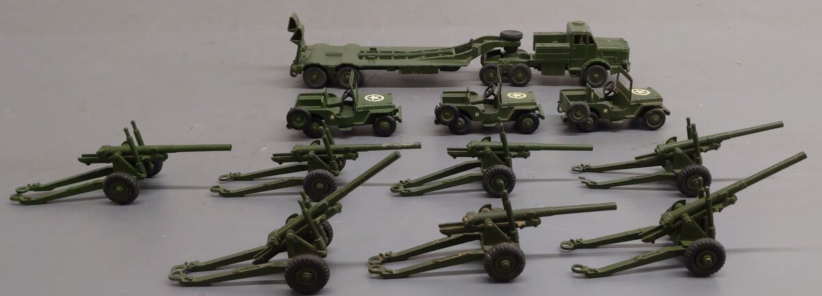 Dinky 1:48 Diecast Tank Transporter w/ Assorted Vehicles & Accessories [11] VG